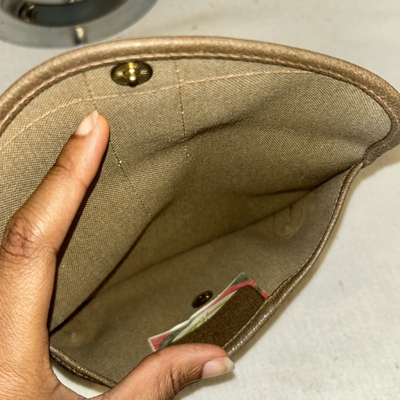 Gucci Sherri Line Clutch Bag - Picture 7 of 8